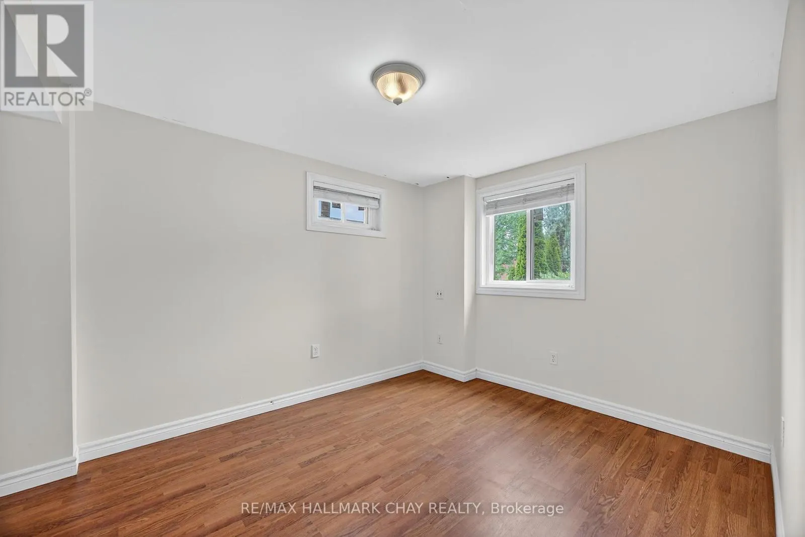 12 PRINCE OF WALES DRIVE