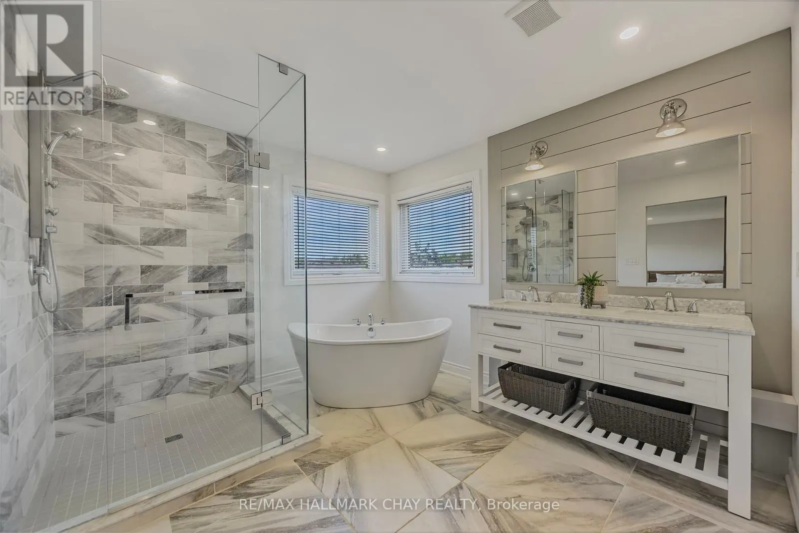 12 PRINCE OF WALES DRIVE