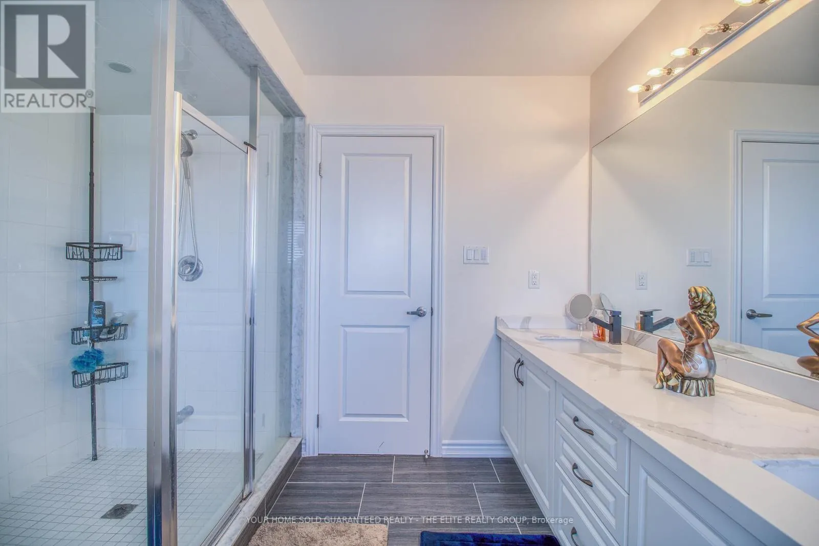 211 LIA DRIVE