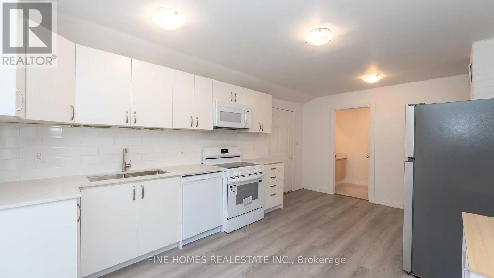 119 ALBERT STREET S