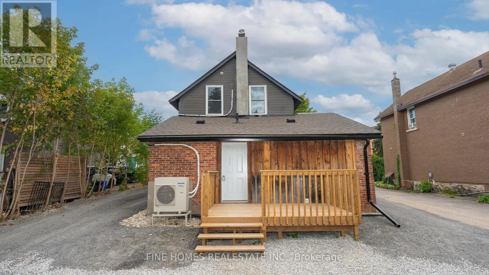 119 ALBERT STREET S