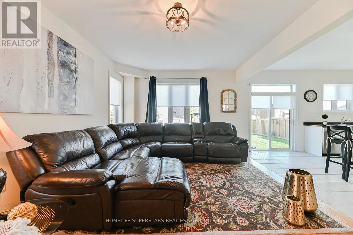 9 ACADEMY AVENUE