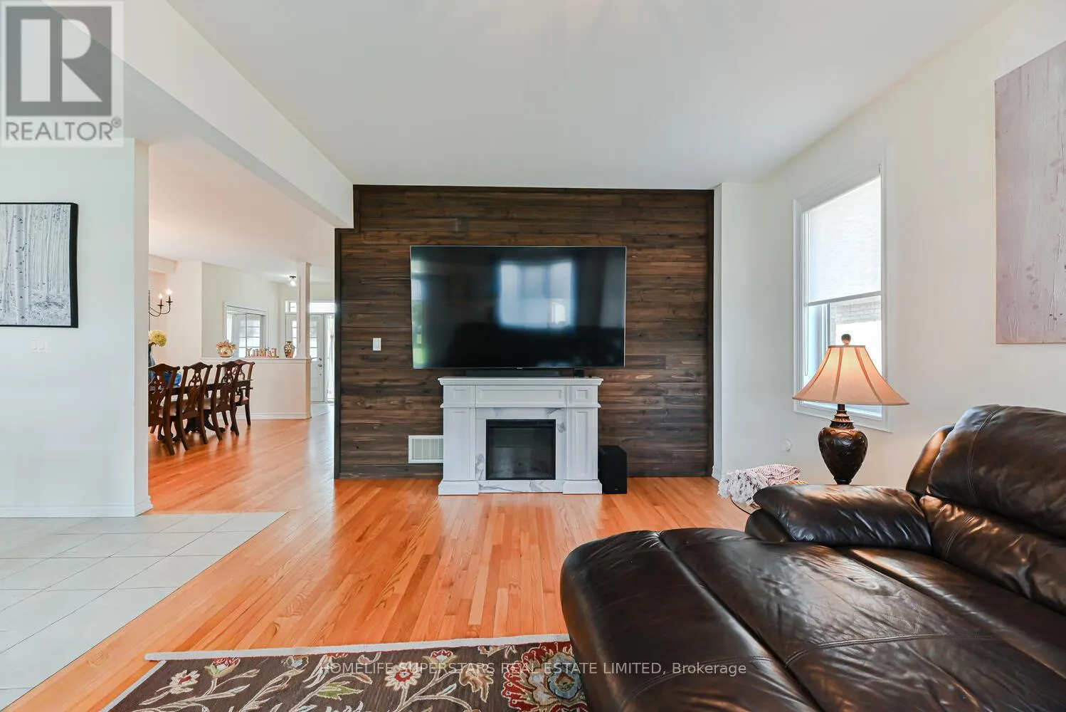 9 ACADEMY AVENUE
