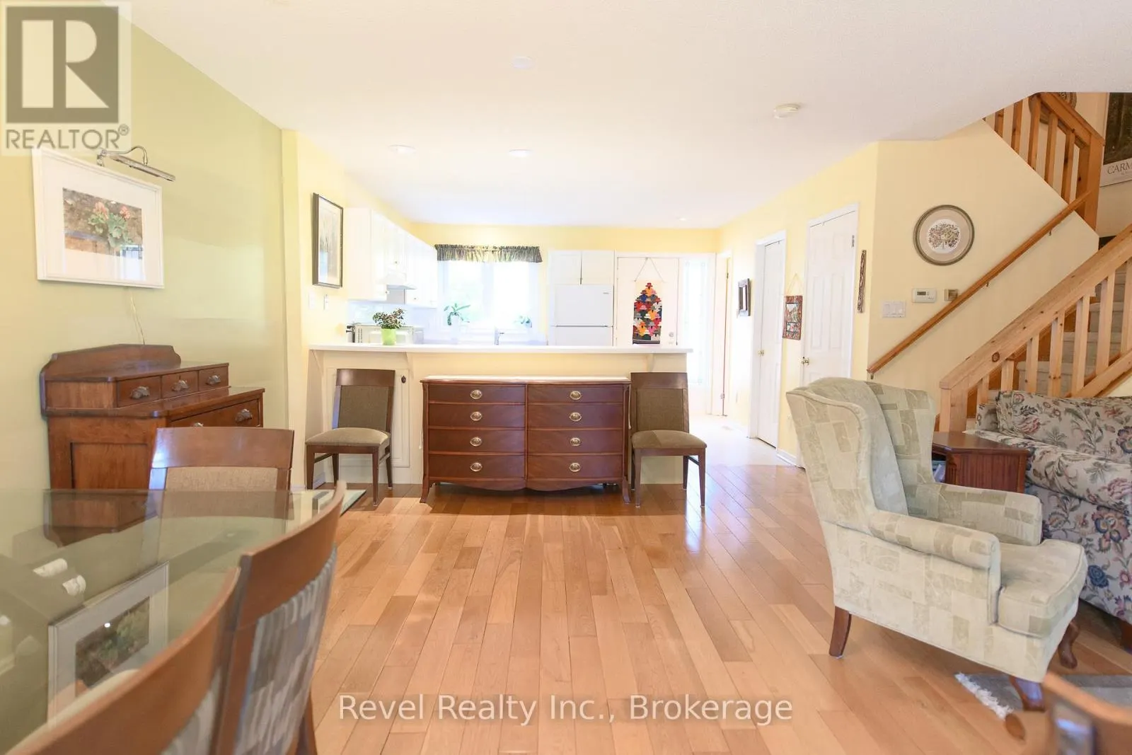 51 - 145 FAIRWAY CRESCENT, #51