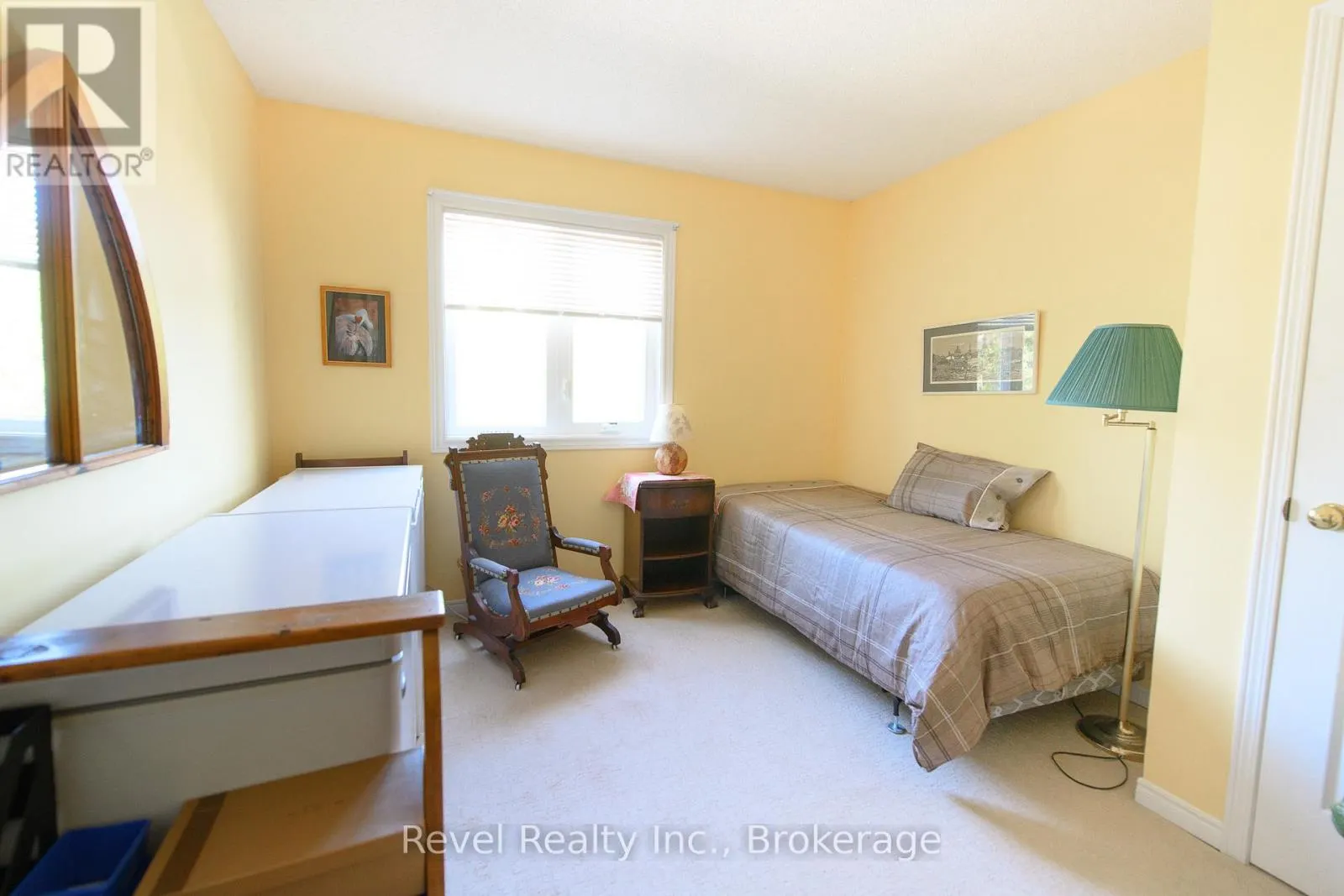 51 - 145 FAIRWAY CRESCENT, #51