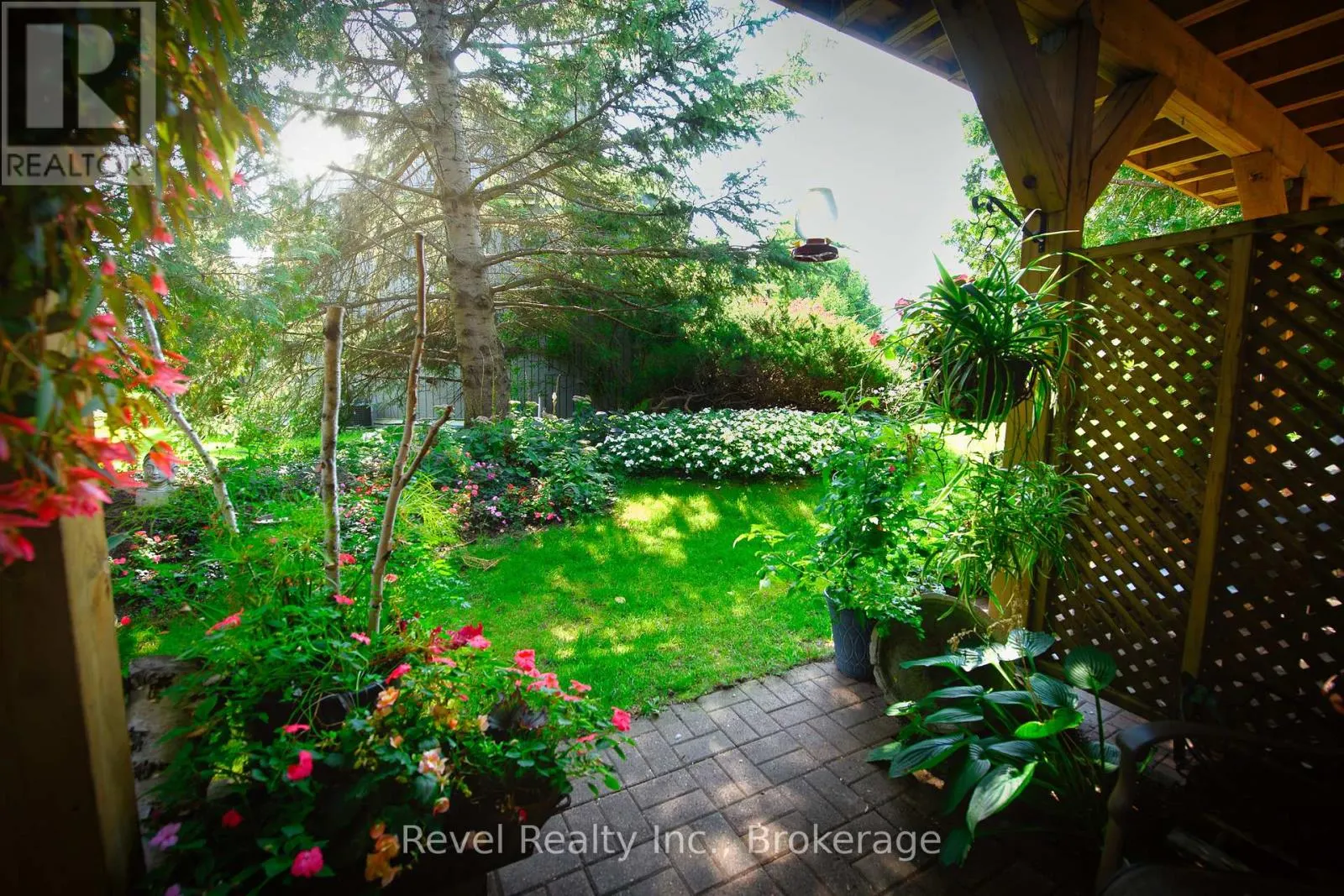 51 - 145 FAIRWAY CRESCENT, #51