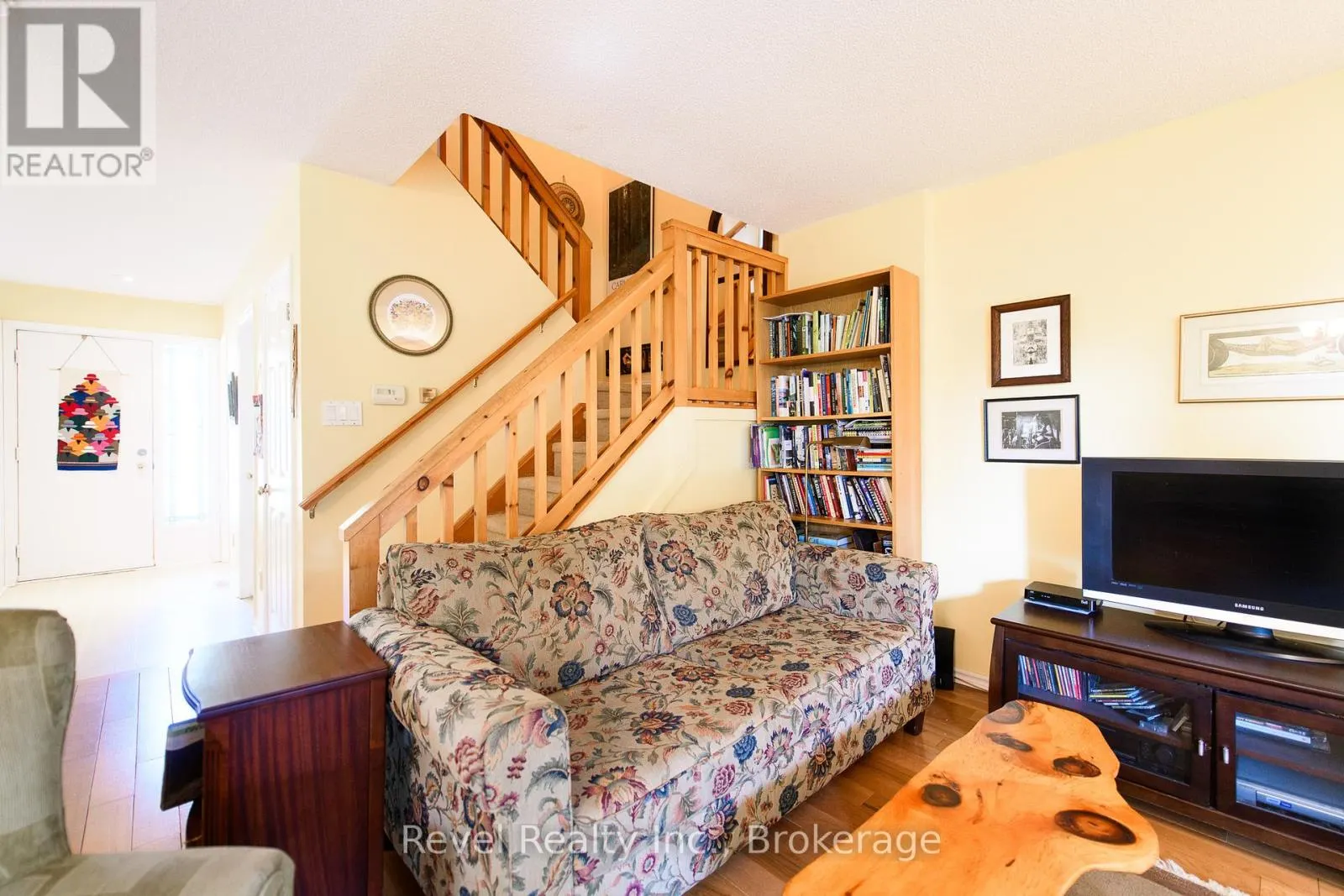 51 - 145 FAIRWAY CRESCENT, #51