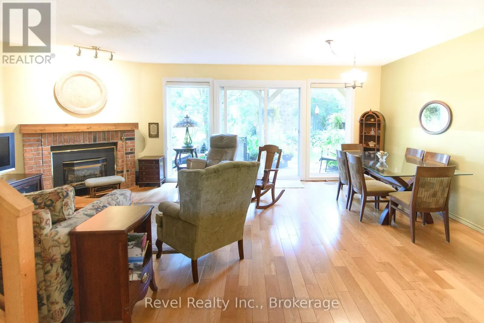51 - 145 FAIRWAY CRESCENT, #51