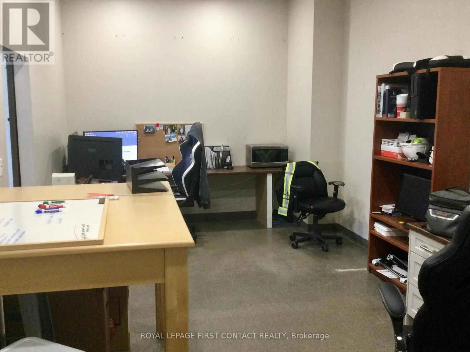 2 - 70 YONGE STREET S