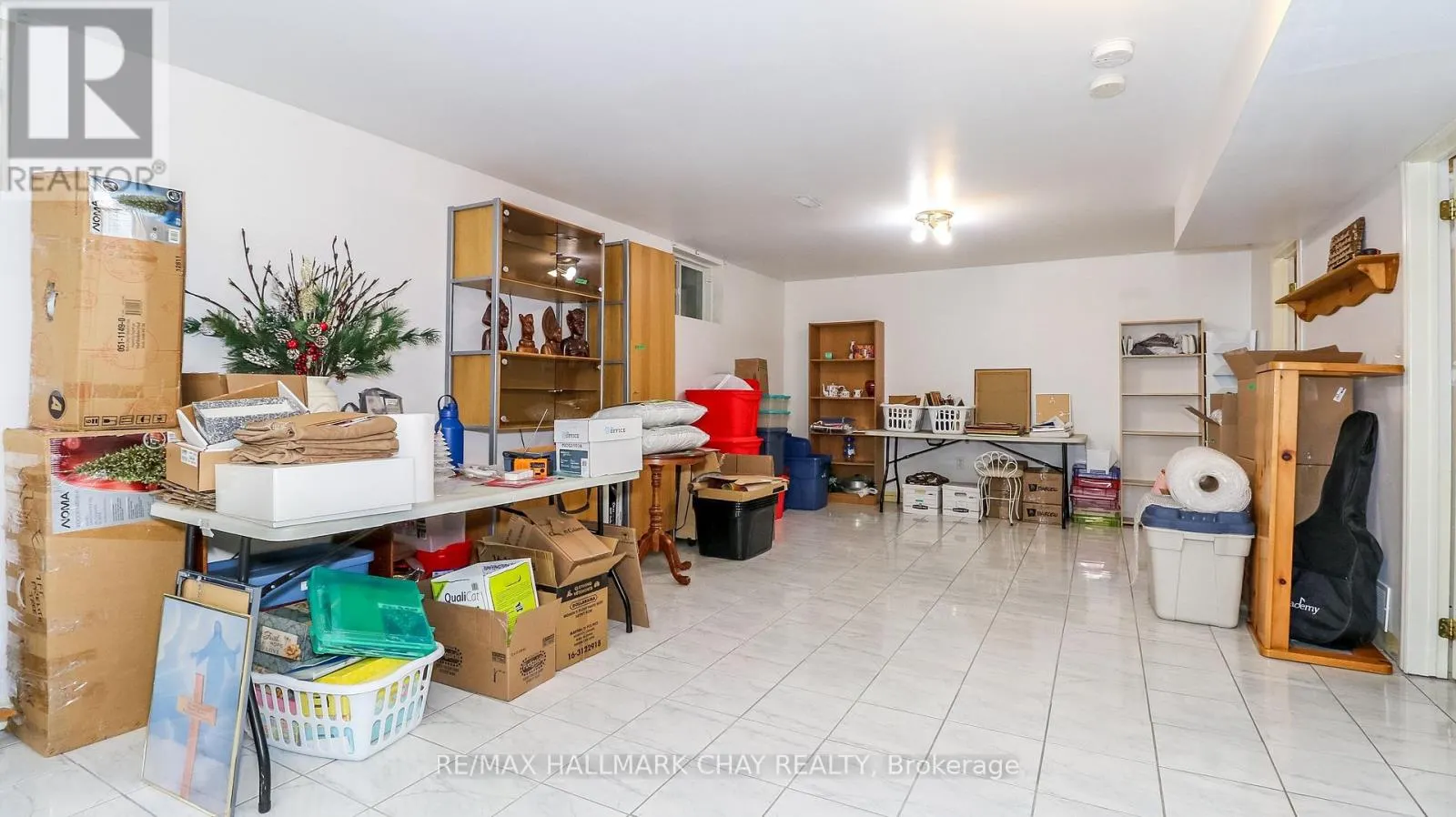 4 HERSEY CRESCENT