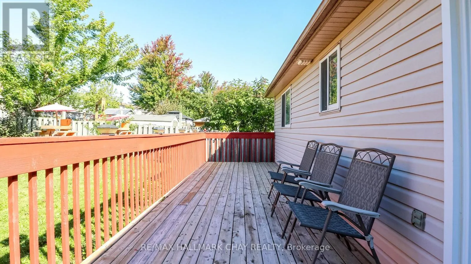 4 HERSEY CRESCENT