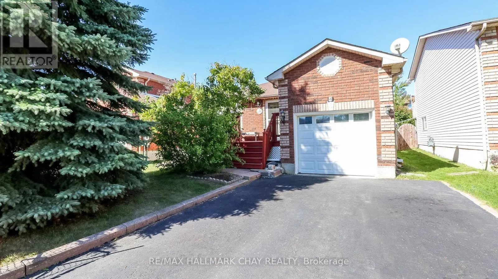 4 HERSEY CRESCENT