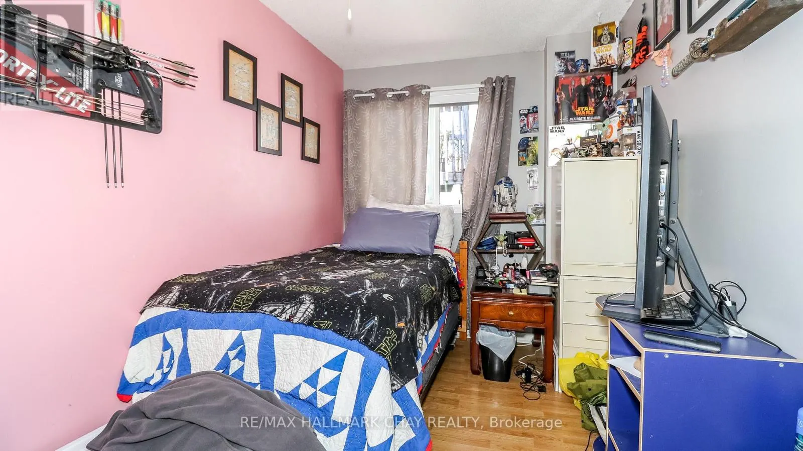 4 HERSEY CRESCENT