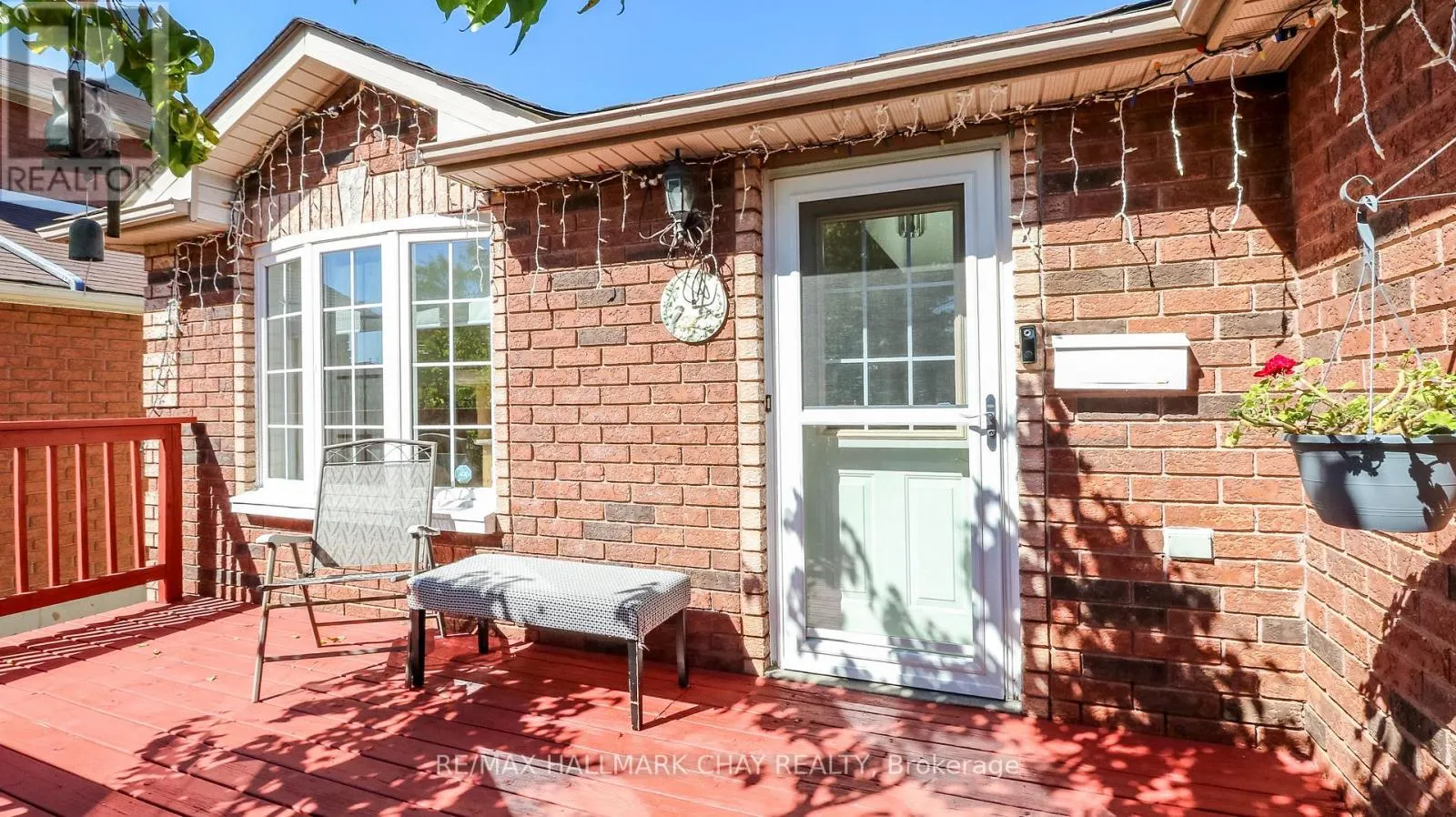 4 HERSEY CRESCENT