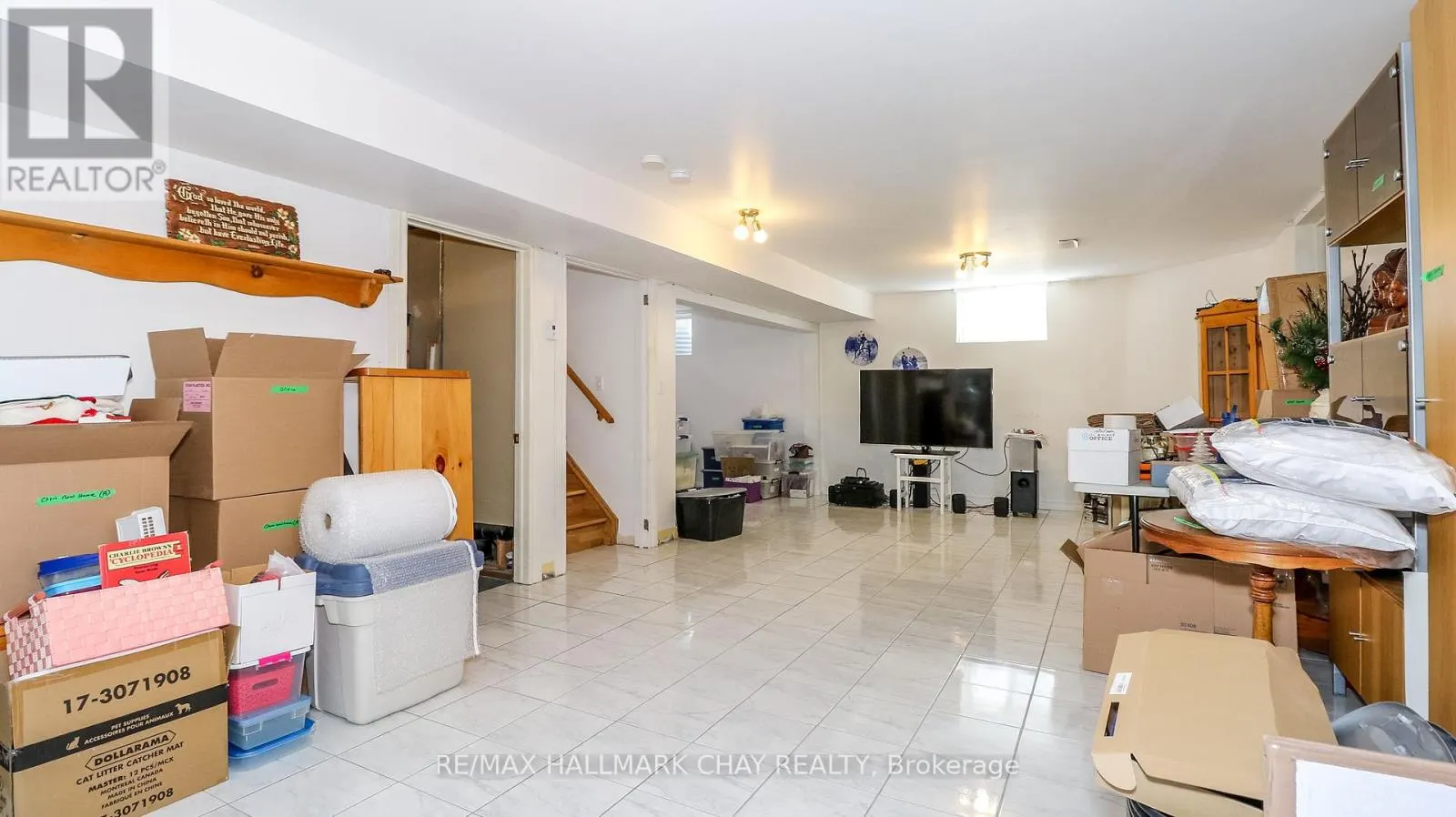 4 HERSEY CRESCENT