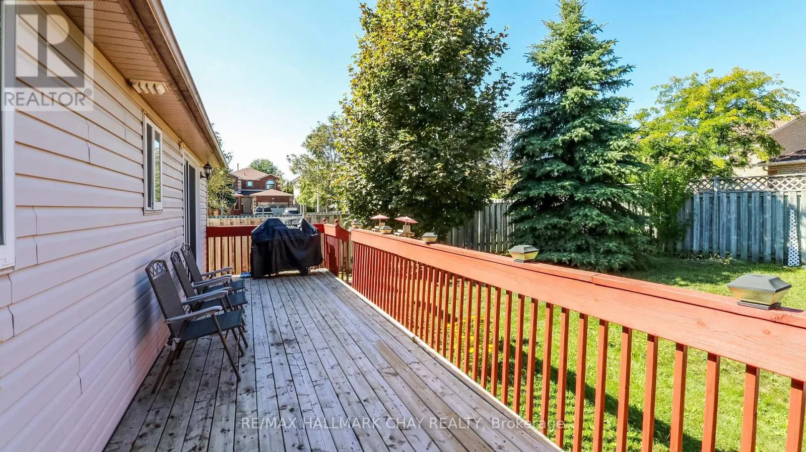 4 HERSEY CRESCENT