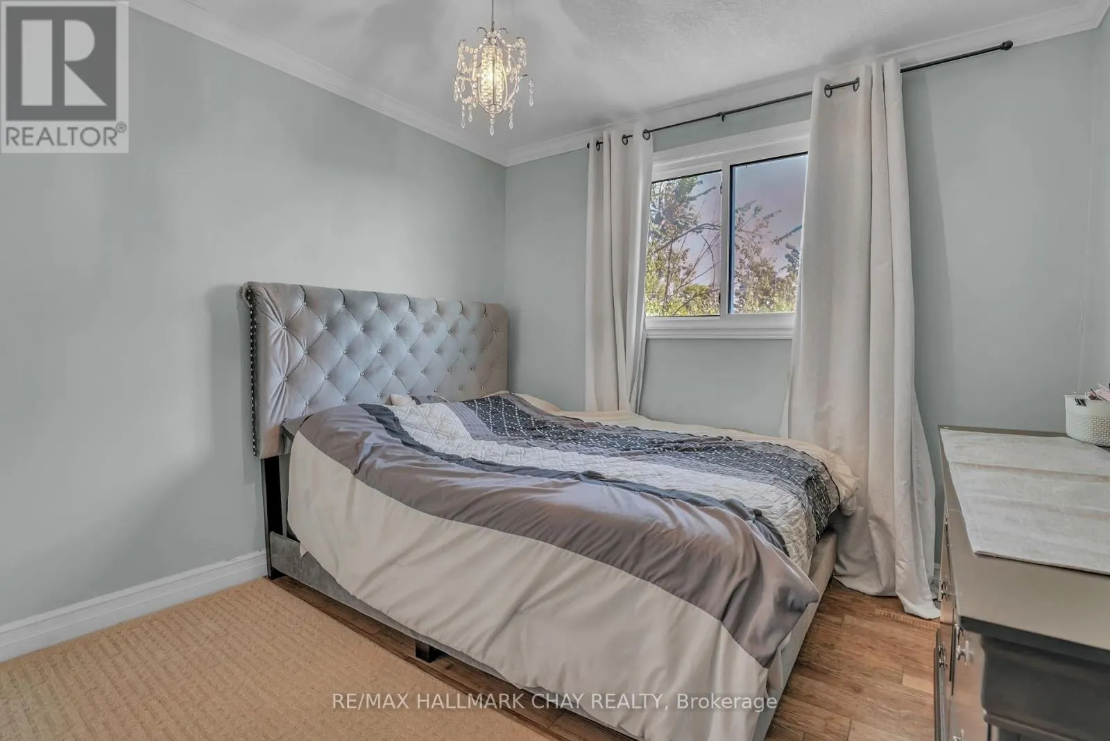 30 ROSENFELD DRIVE