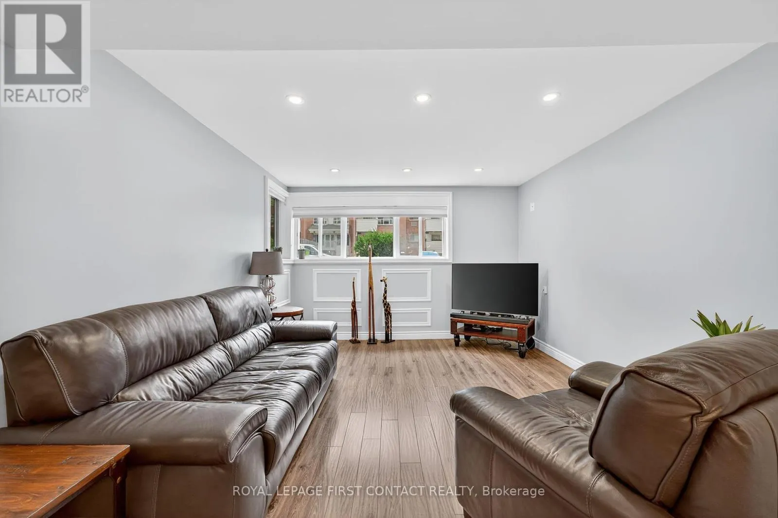 B08 - 126 BELL FARM ROAD E