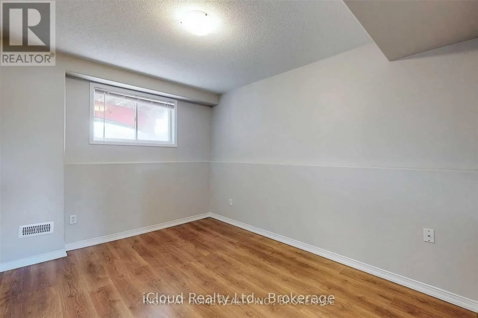 LOWER - 229 DUNSMORE LANE