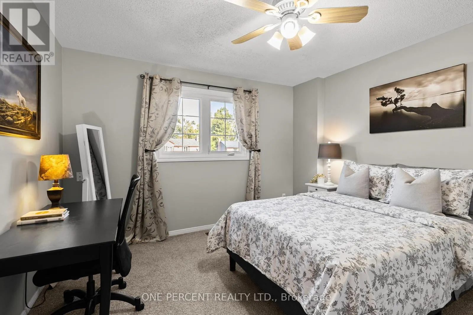 21 BRANDON CRESCENT