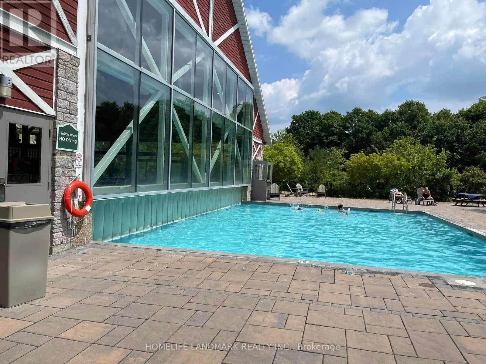 2076-77 - 90 HIGHLAND DRIVE