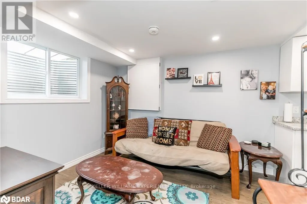 249A CUNDLES ROAD W