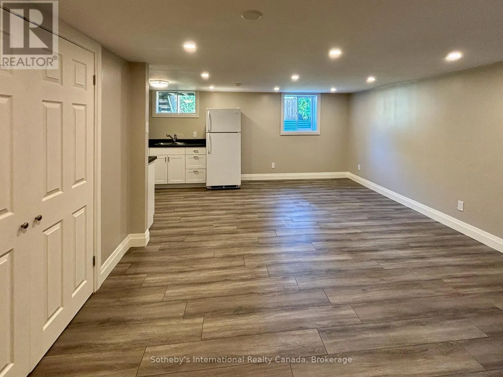 2 - 55 COURTICE CRESCENT, #2