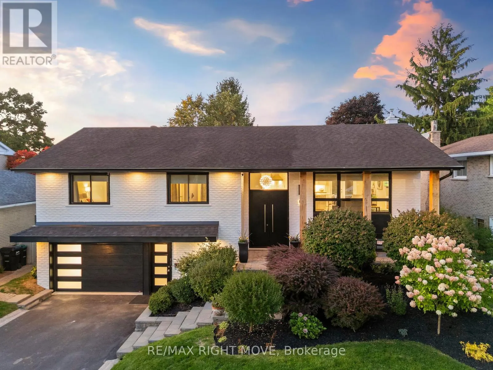 16 GREENFIELD AVENUE