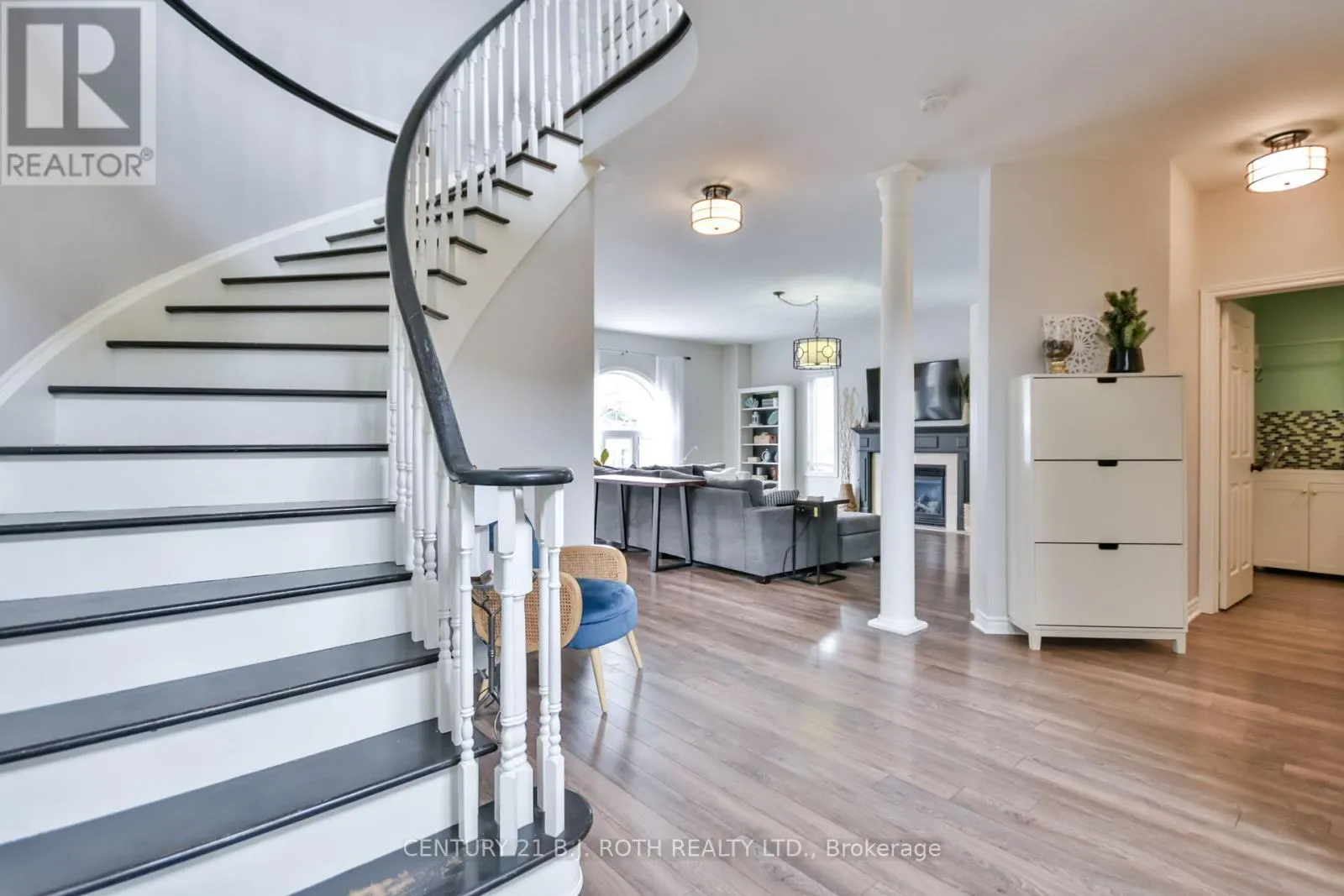 60 CARLEY CRESCENT