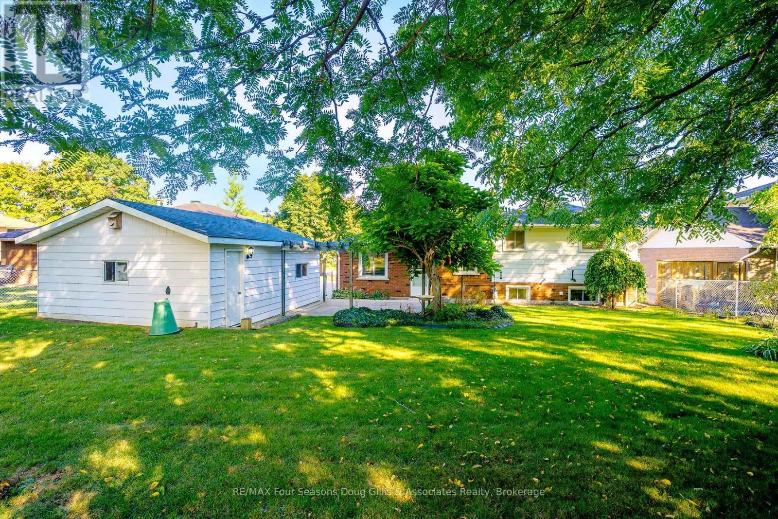 10 LOCKHART ROAD