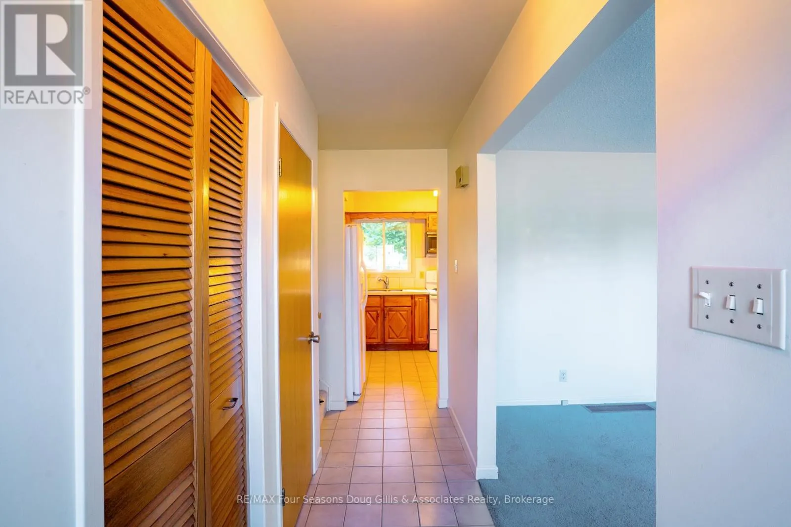 10 LOCKHART ROAD
