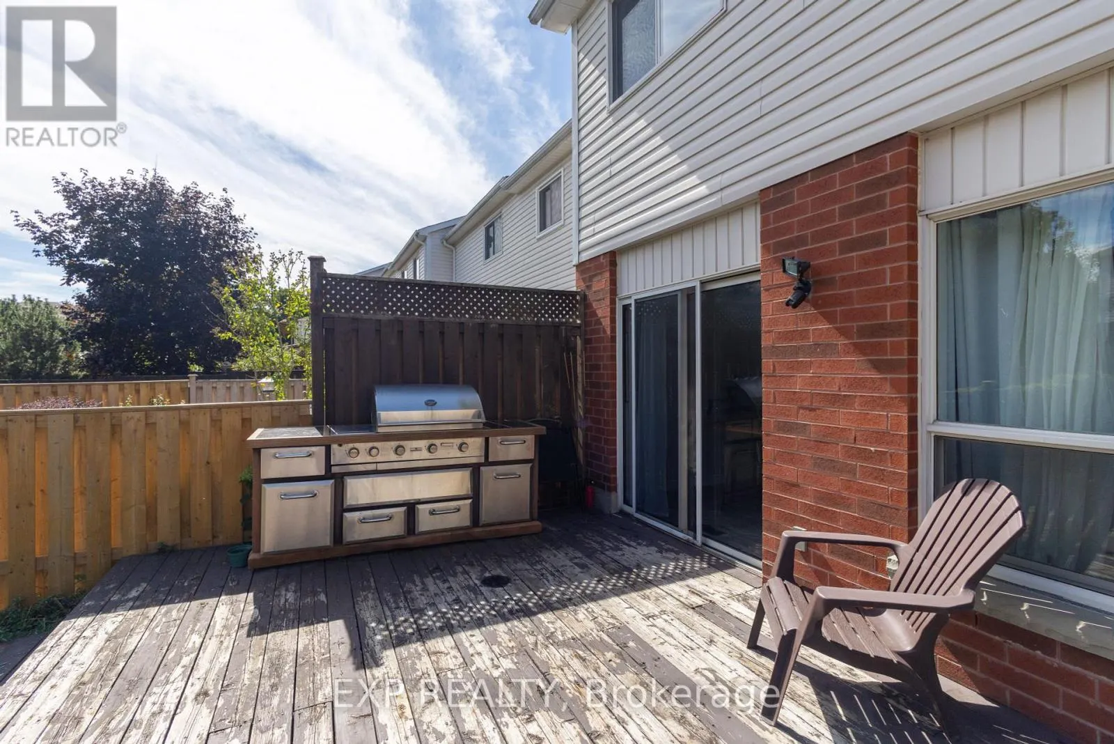 192 PICKETT CRESCENT
