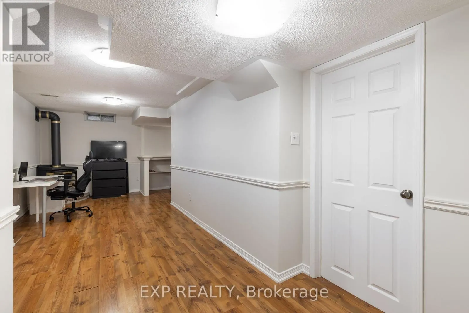 192 PICKETT CRESCENT