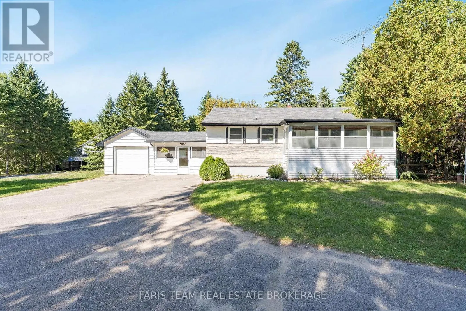 2570 SUNNIDALE ROAD