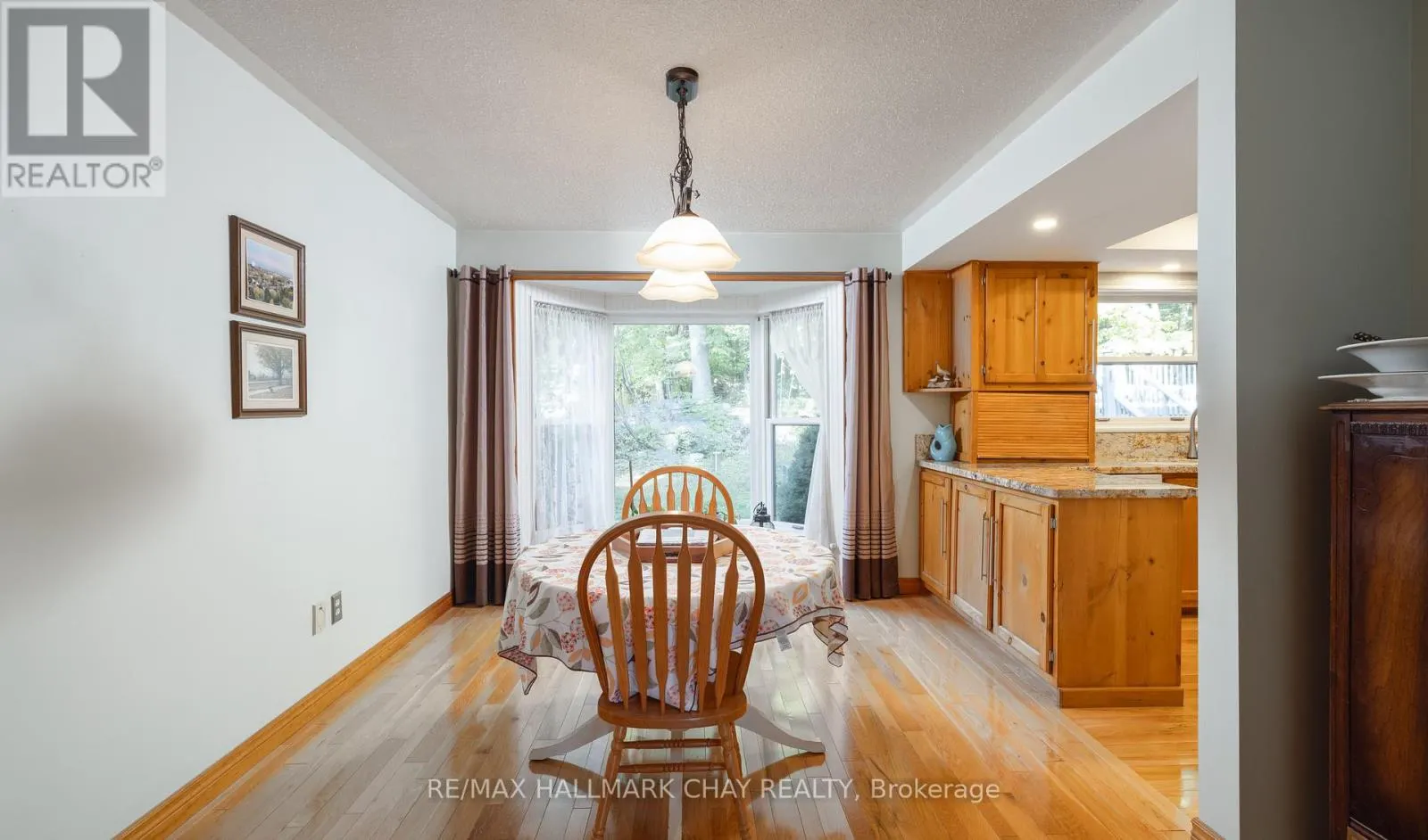 372 LAKEWOOD DRIVE