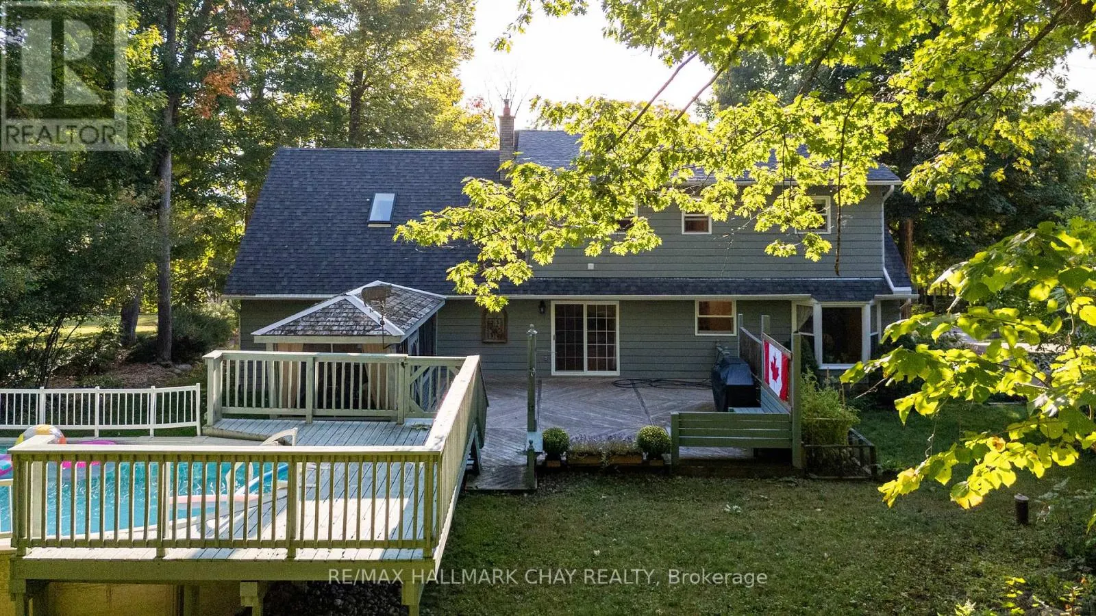 372 LAKEWOOD DRIVE