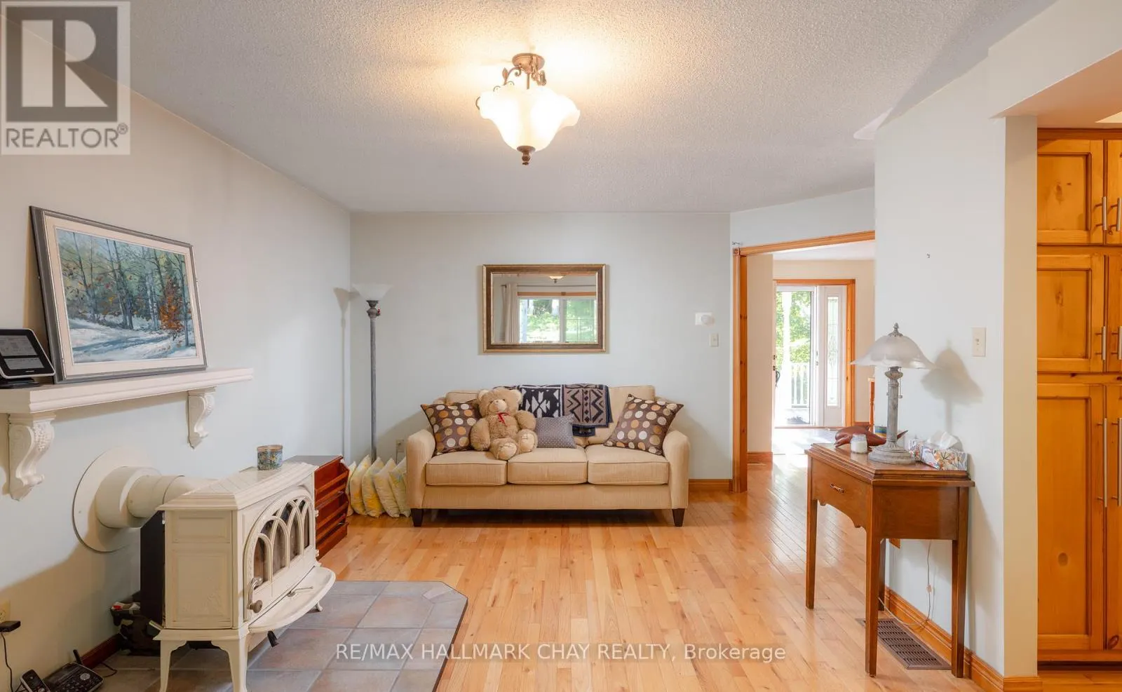 372 LAKEWOOD DRIVE