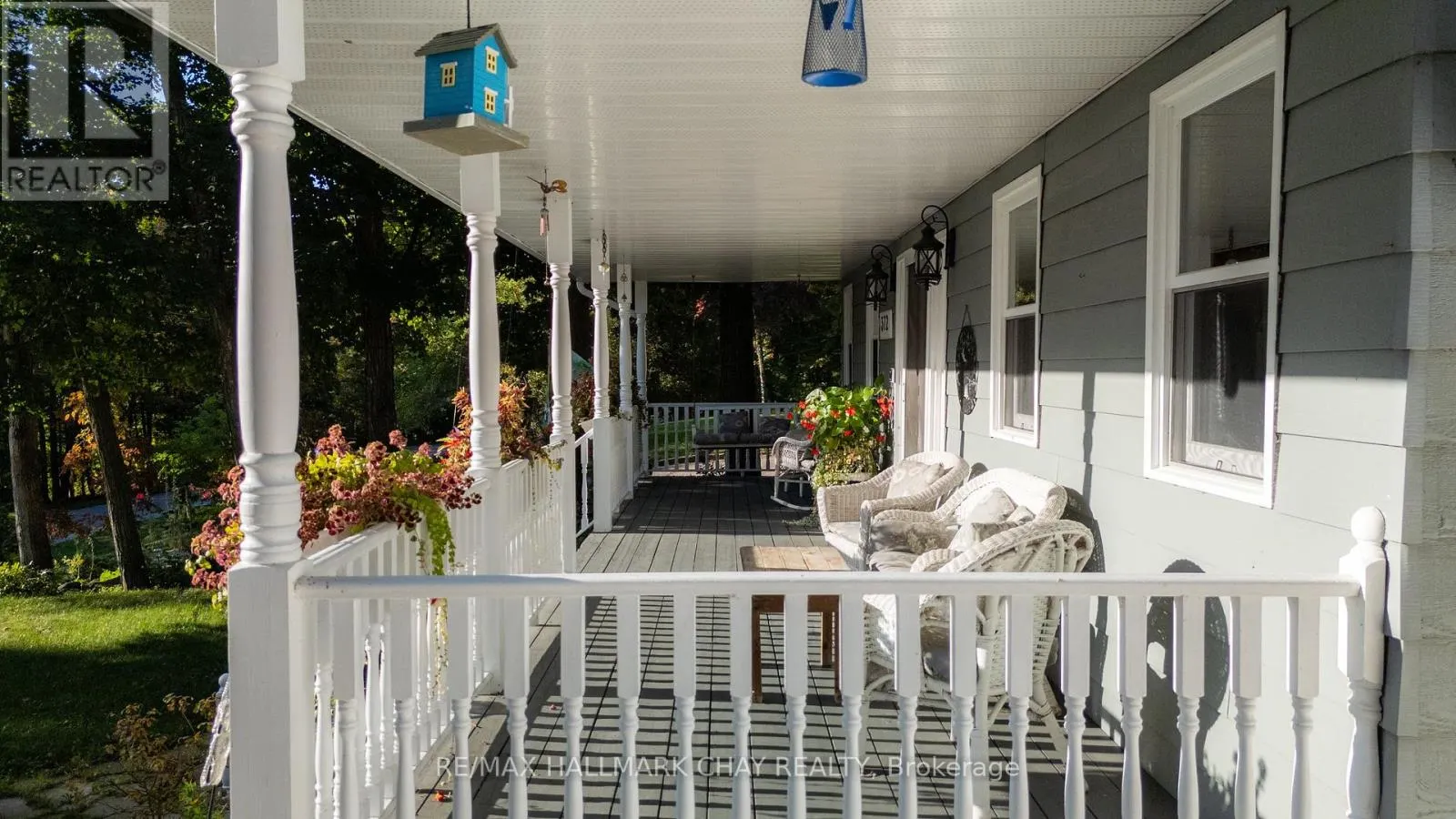 372 LAKEWOOD DRIVE