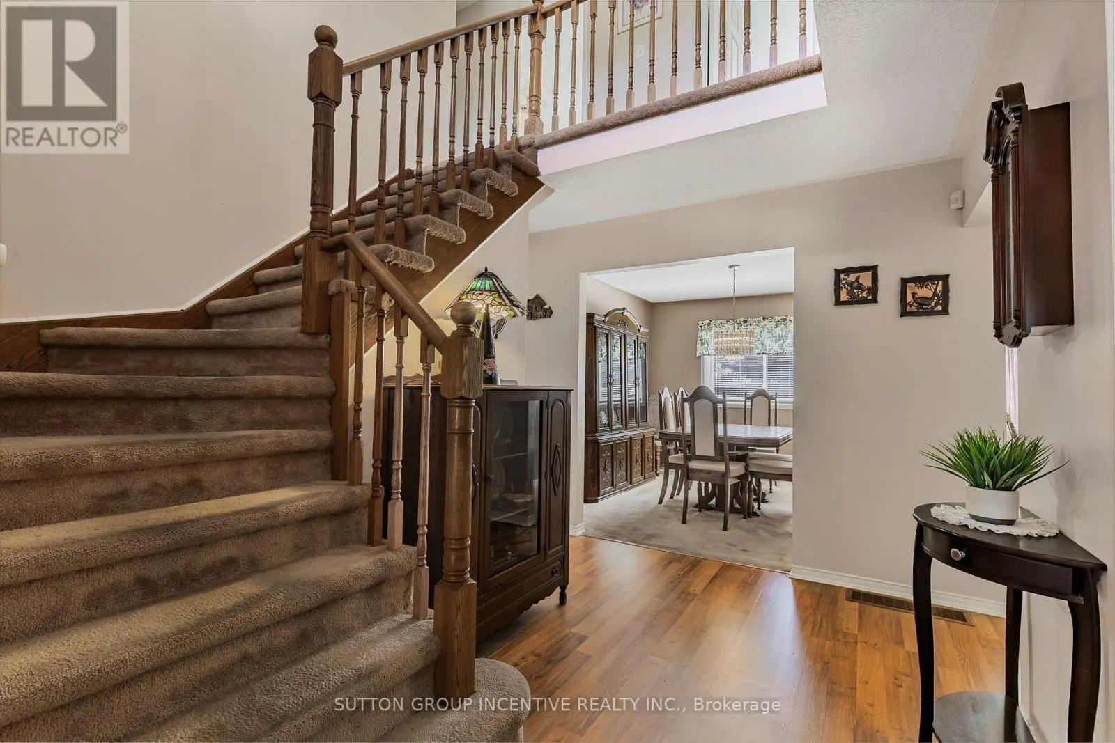 10 KEATS DRIVE