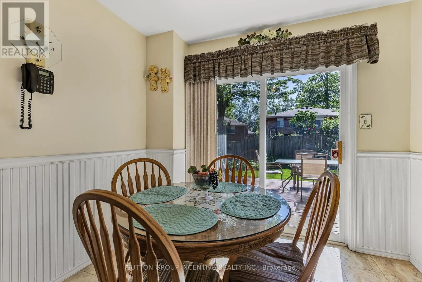 10 KEATS DRIVE
