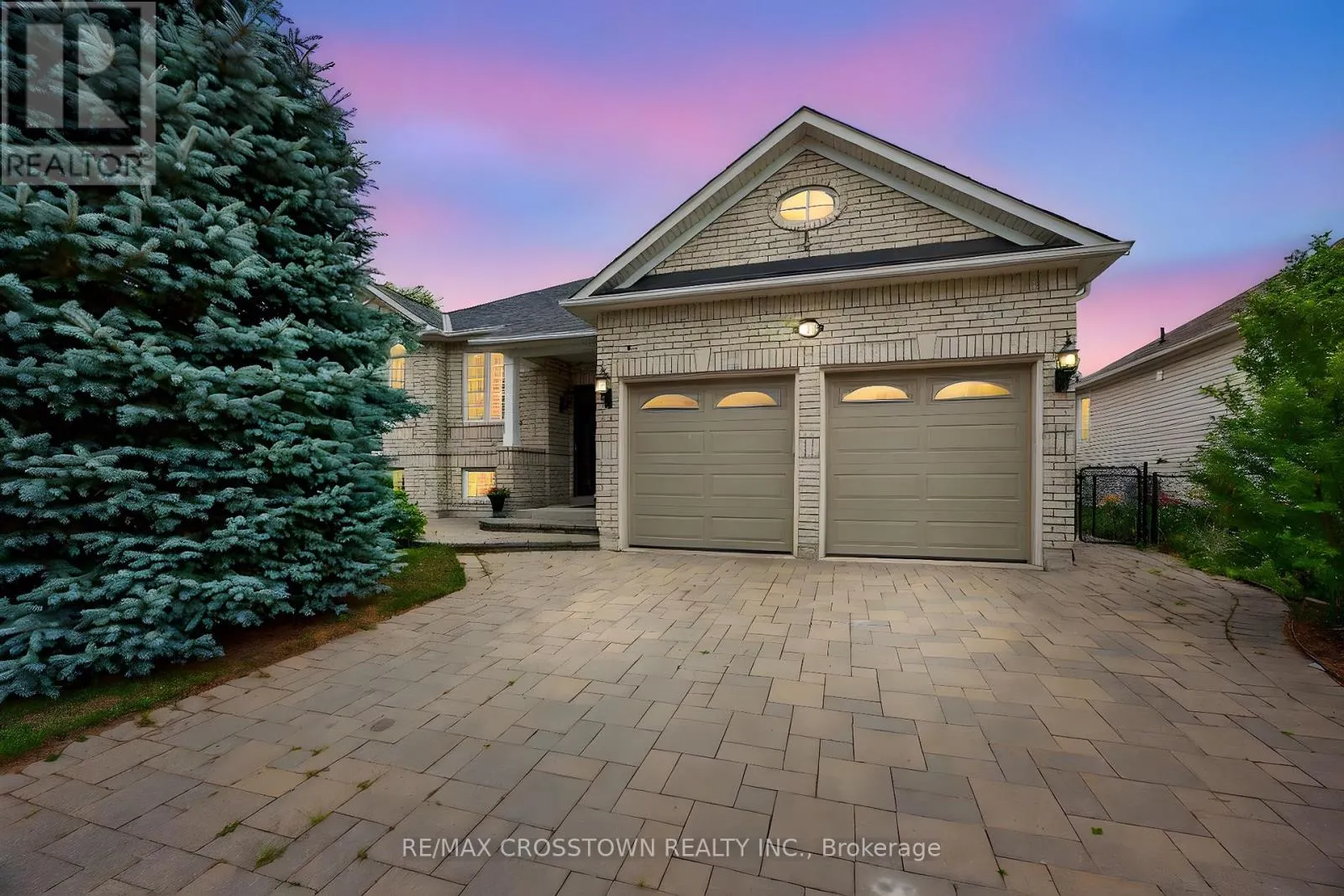 11 NORTHWOOD DRIVE