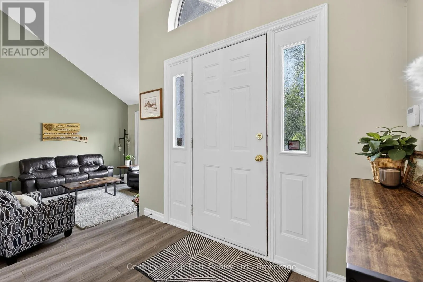 83 WOZNIAK ROAD