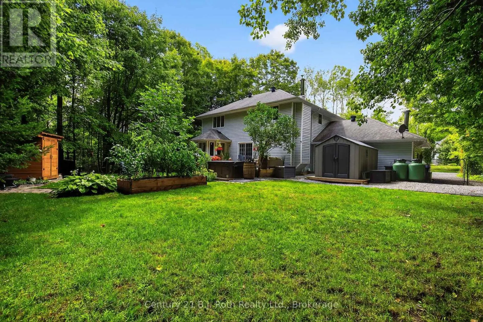83 WOZNIAK ROAD