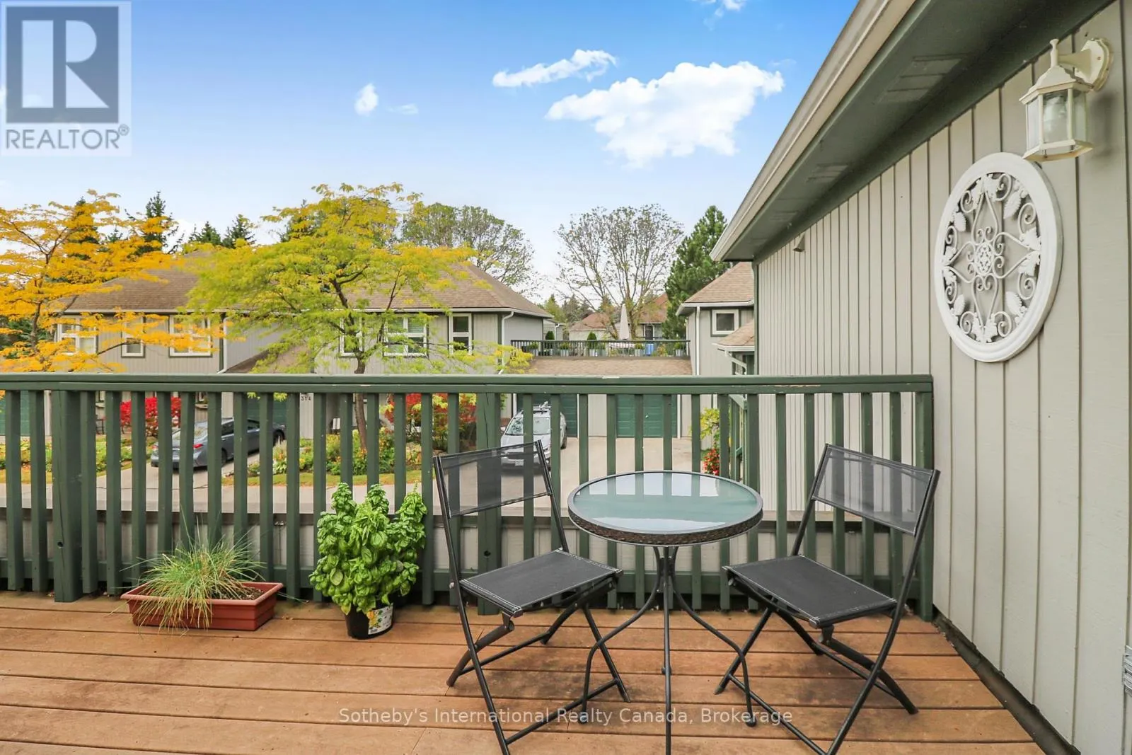 318 MARINERS WAY