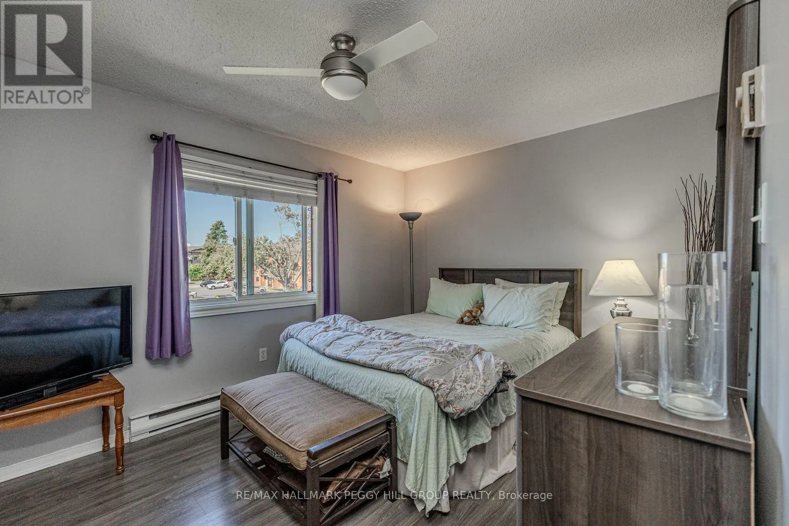 E9 - 167 EDGEHILL DRIVE