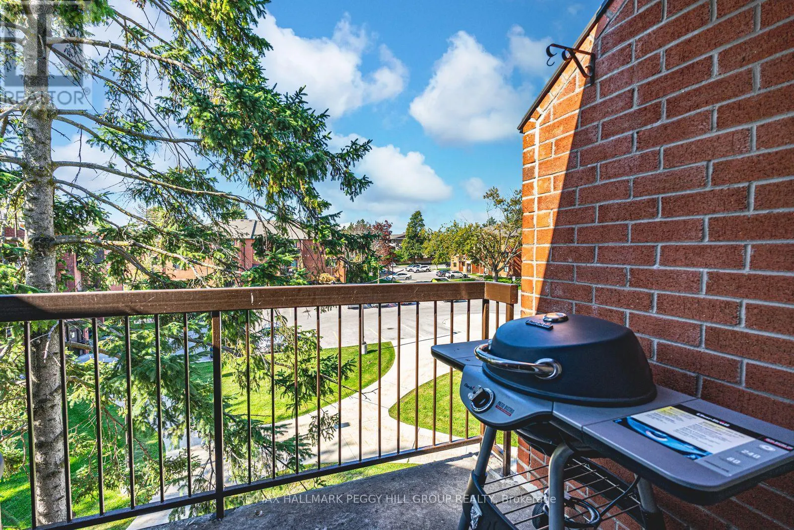 E9 - 167 EDGEHILL DRIVE