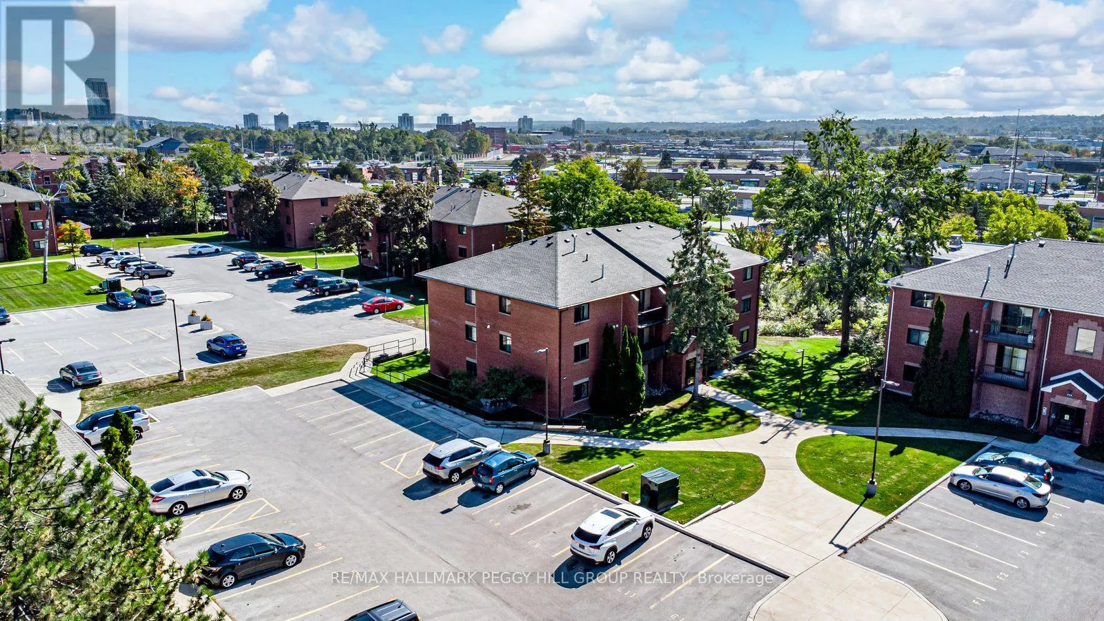 E9 - 167 EDGEHILL DRIVE