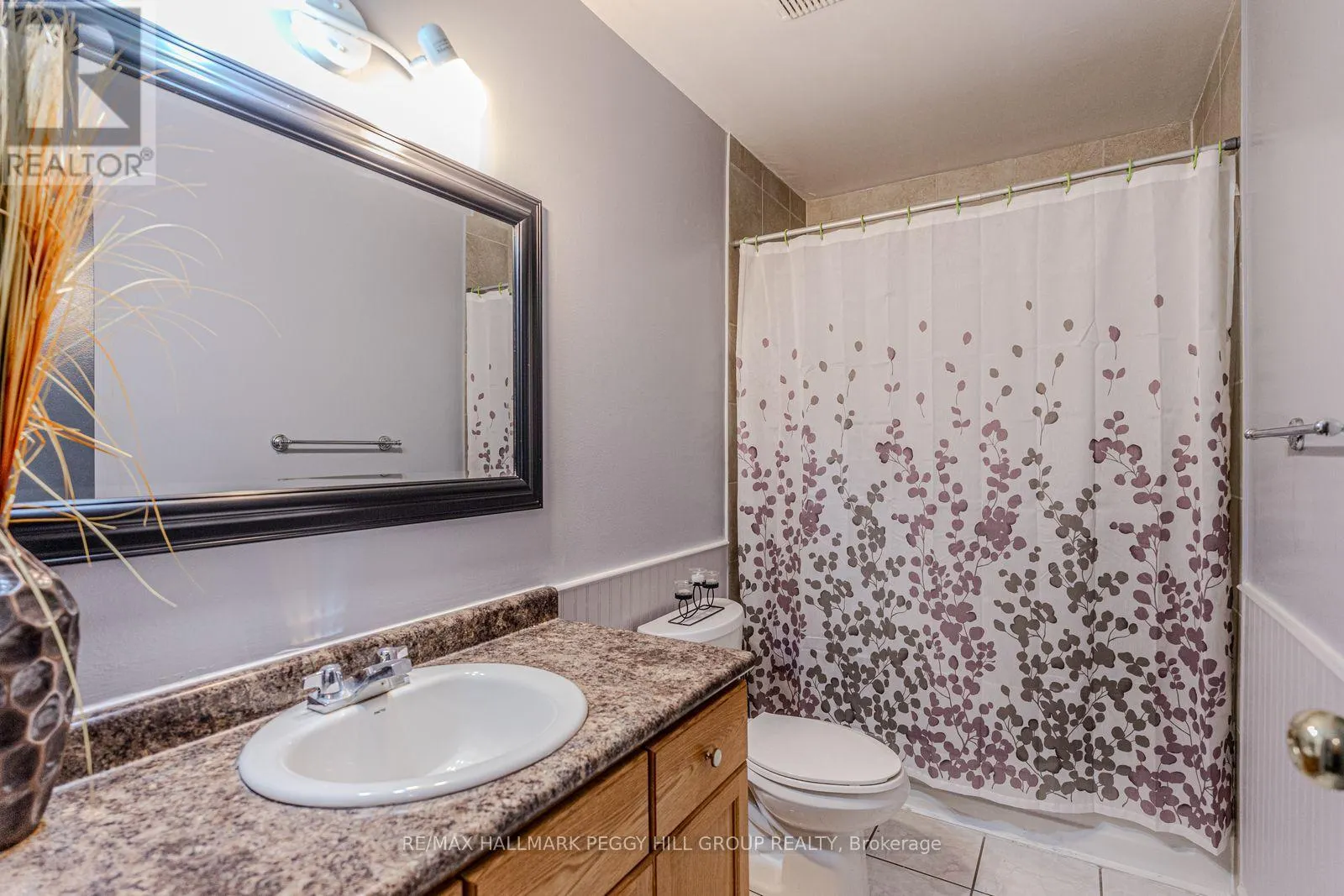 E9 - 167 EDGEHILL DRIVE