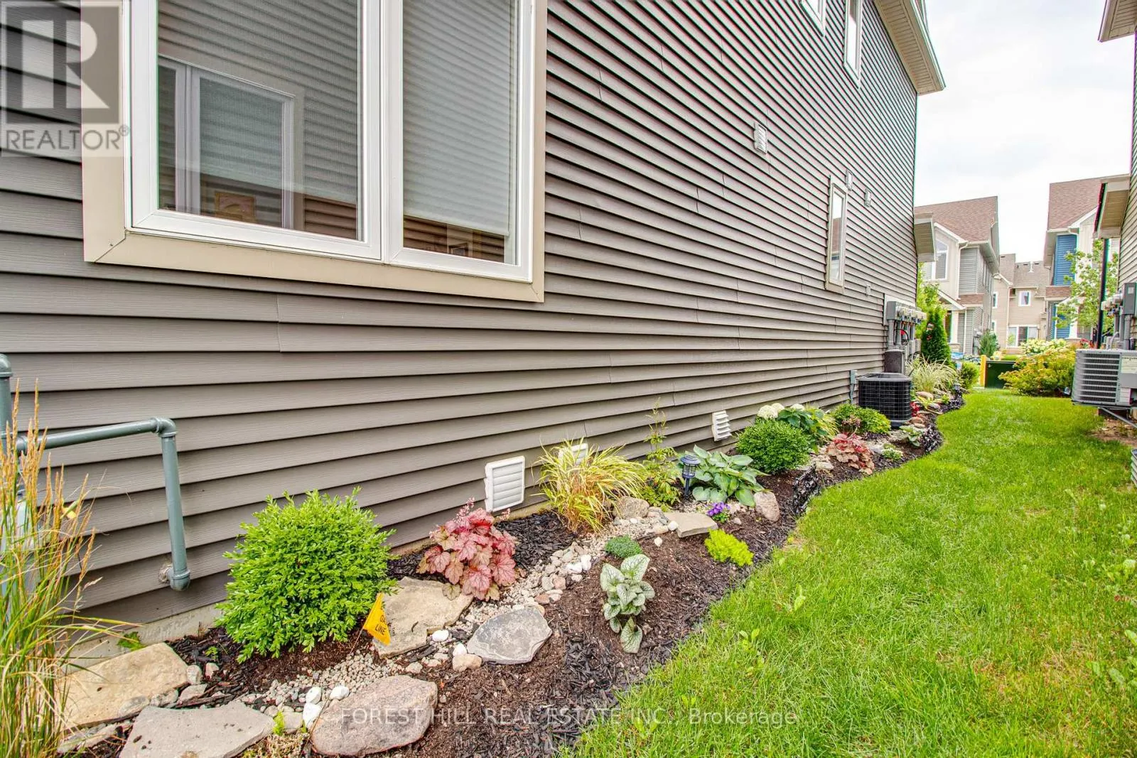 17 GREGORY AVENUE