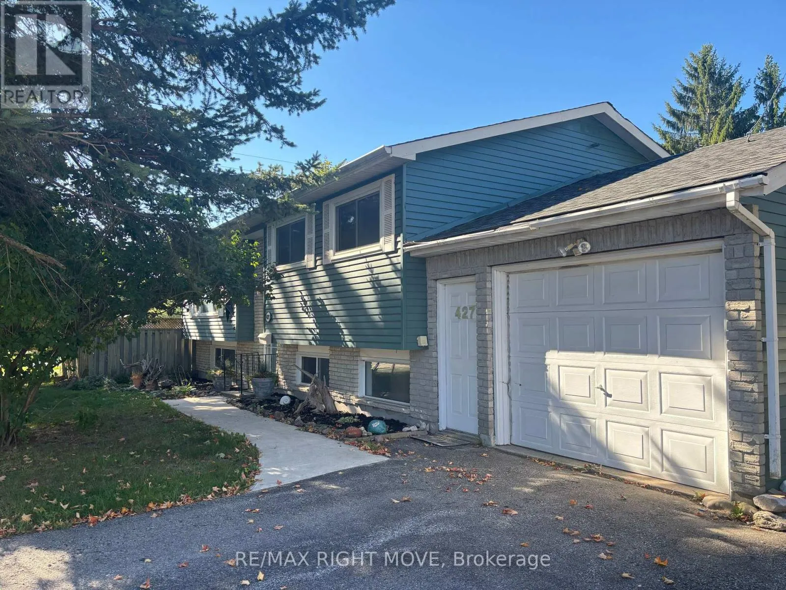 427 JAMIESON DRIVE